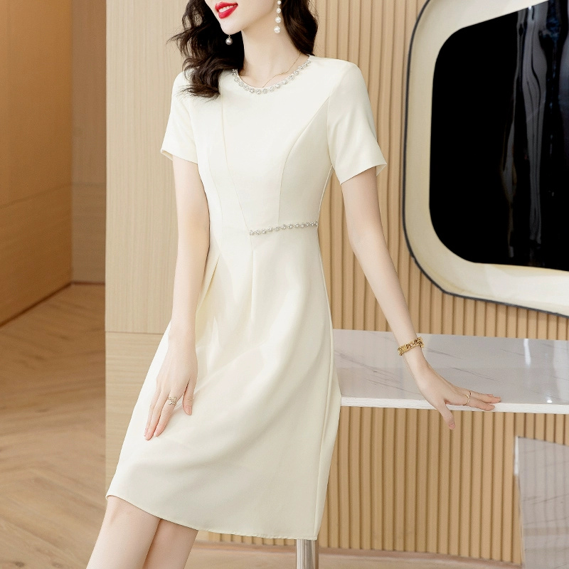 International big-name small fragrant dress for women summer 2024 new ladylike temperament diamond round neck small A-line skirt