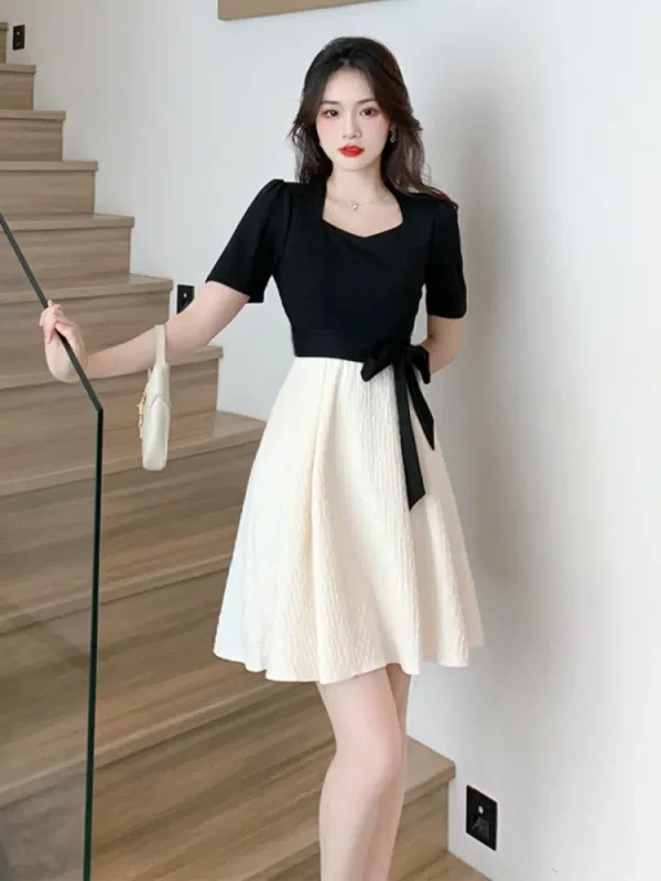 French style small style black dress summer 2024 new chic Hepburn style petite 1010 short skirt two pieces
